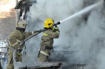 В Петропавловске на пожаре погибла хозяйка дома, хозяин пострадал