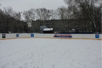 Вчера в Ульяновске на 31 хоккейной площадке произвели заливку