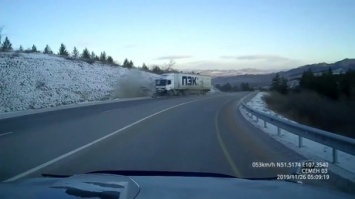 Момент смертельного ДТП с фурой из Кузбасса попал на видео