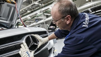 В России Mercedes-Benz отзывает почти 400 автомобилей