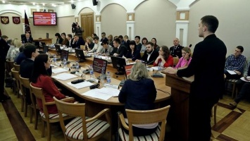 Почти 33 млн рублей привлекли молодежные проекты Алтая