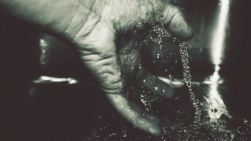 Власти заменят водопровод в сибирском селе после гибели детей