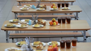 В Крыму растет "черный список" поставщиков школьного питания