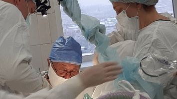В Барнауле провели уникальную операцию подростку из Хабаровска