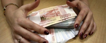В Калуге кассирша присвоила более 900 000 рублей