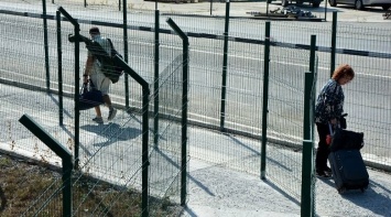 Десятки нарушителей антиковидных правил выявляют на крымской границе