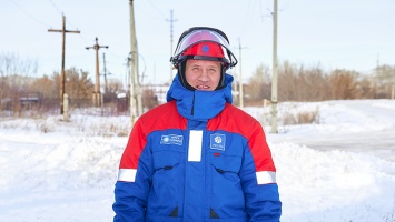 Заслуженного энергетика РФ Игоря Трошина из Алтайского края ни разу не ударило током