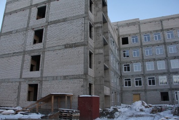 Корпус 14-й поликлиники в Барнауле строят очень быстро
