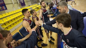 Баскетболисты «Барнаула» выиграли в Липецке заключительный матч года