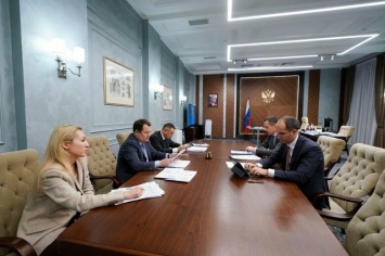 Вячеслав Гладков провел рабочую встречу с главой Министерства строительства и ЖКХ России