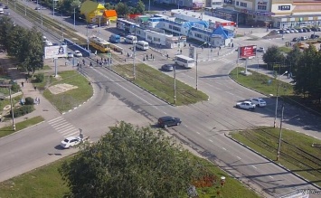 От припаркованных автомобилей освободят улицу Камышенскую в Ульяновске
