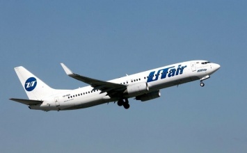 Пассажиры авиакомпании Utair смогут оплатить еду по безналичному расчету