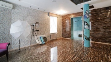 Вип-квартиру под фотостудию продают за 17 млн рублей в Барнауле