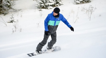 На «Мишиной горе» в Белокурихе открыли горнолыжный сезон