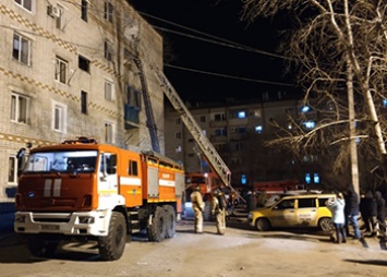 Ночью в Белогорске загорелась квартира в пятиэтажке