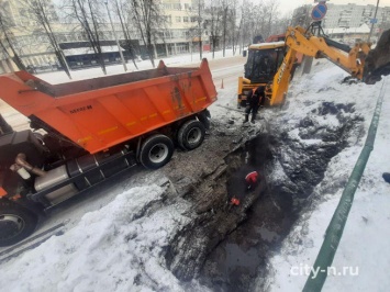 Чугунные трубы "Водоканала" лопнули из-за морозов в Новокузнецке