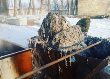Почти центнер мусора за каникулы достали из канализации в Белогорске
