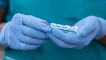 Инфекционист рассказал об особенностях «британского» штамма коронавируса