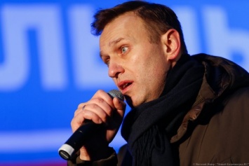 Суд над Навальным начался прямо в отделе полиции