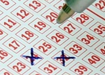 Счастливые лотерейные билеты принесли жителям Белогорска по миллиону рублей