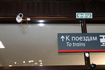 На Южном вокзале установили камеру для дистанционного измерения температуры тела