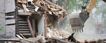В Калуге снесли 24 аварийных дома