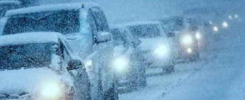 Водителей предупреждают о сильном снегопаде