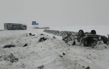 Две пациентки погибли в результате столкновения "скорой" и фуры в Калужской области