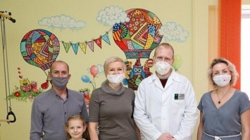 В больнице Белокурихи открыли многофункциональную игровую комнату для детей